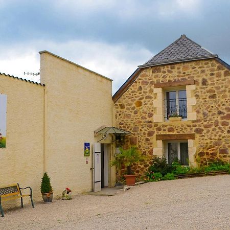 Domaine De La Moretie Cublac Екстериор снимка